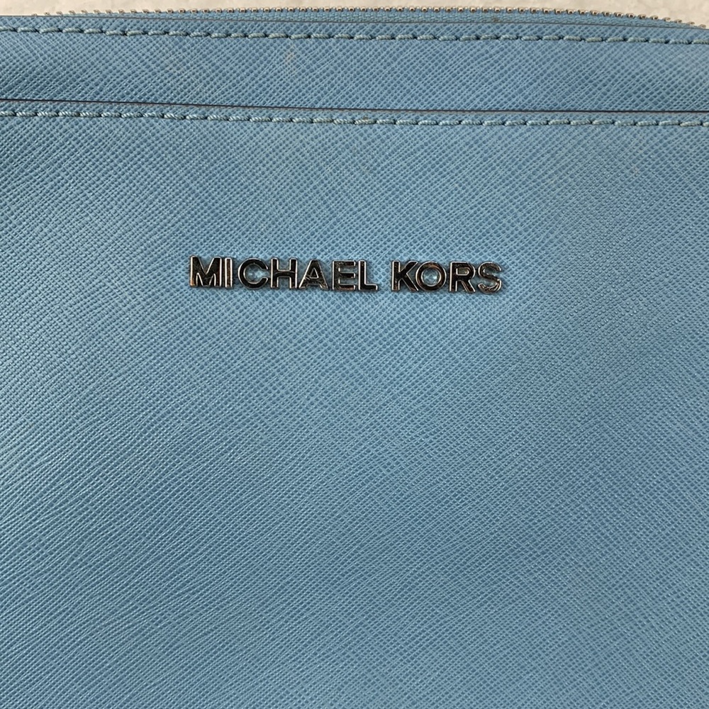 Michael Kors Women’s Sky Blue‎ Leather East West Crossbody Bag Gold Hardware - Picture 3 of 16